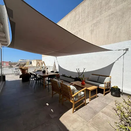 Casa Gilania Bed and breakfast